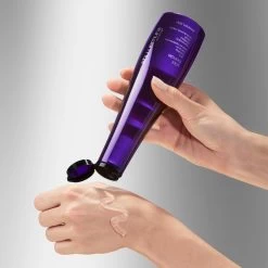 Shampooing Révélateur D'éclat Shu Uemura Yubi Blonde 300ml -Capillaires Produits Magasin Shampooing revelateur d eclat texture 38677.1684847076